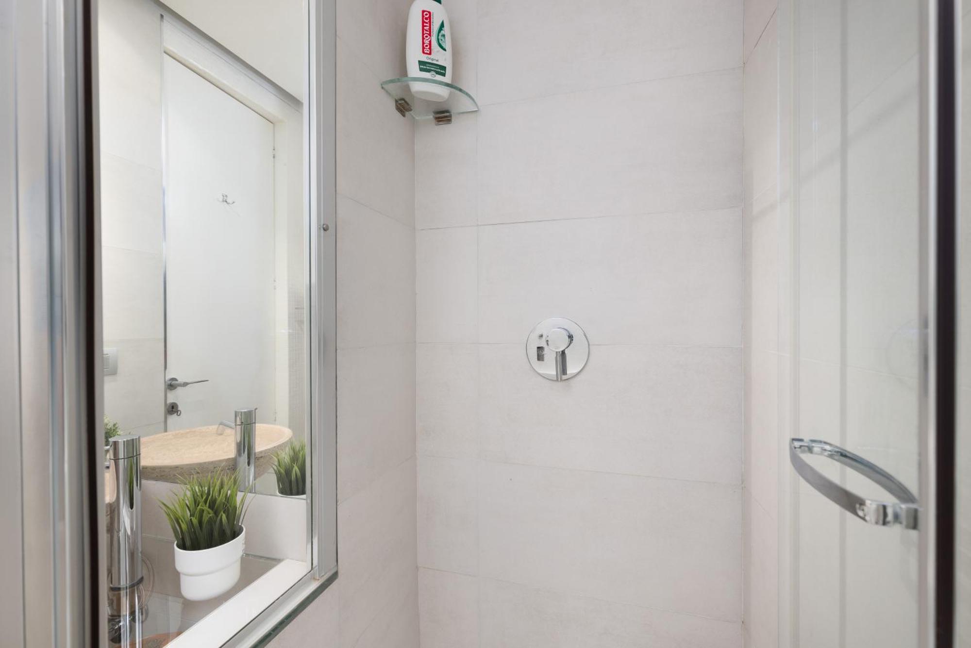 Divi Apartments Brera Suite Milan Luaran gambar